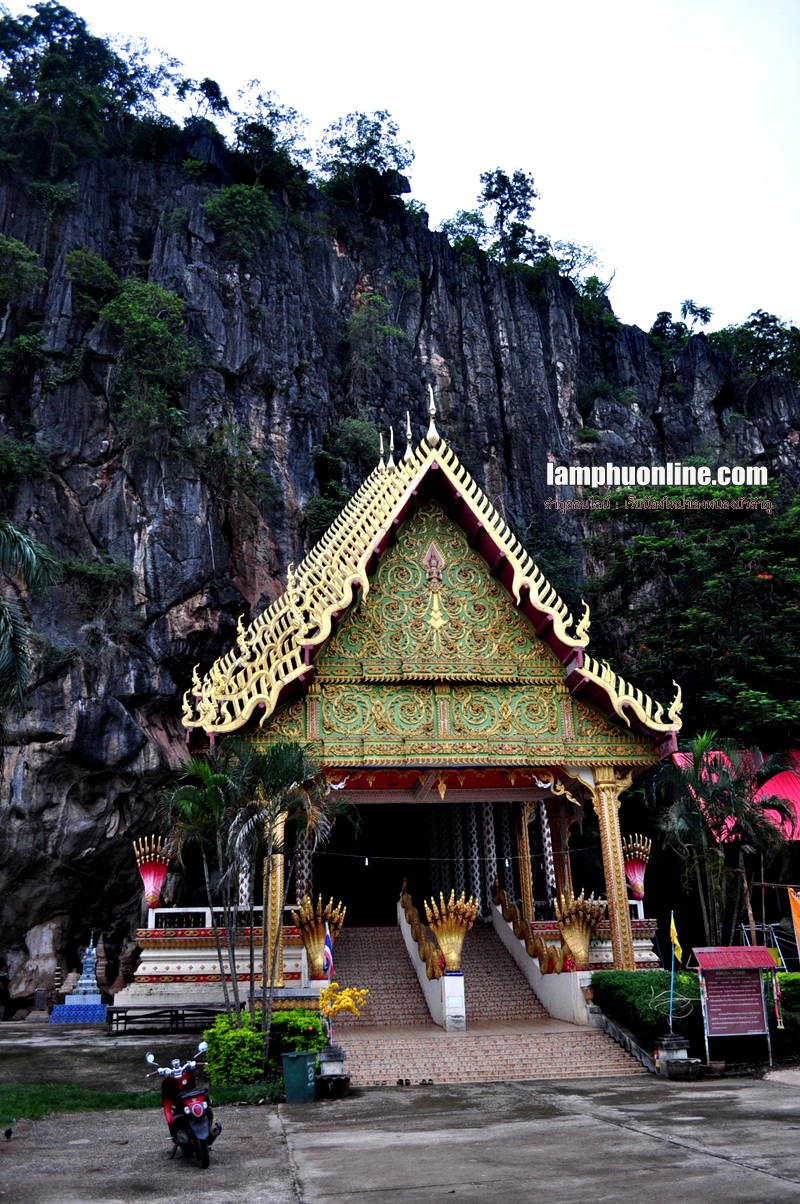 วัดถ้ำสุวรรณคูหา หนองบัวลำภู